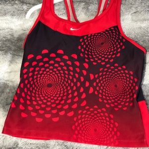 Nike Medium active top